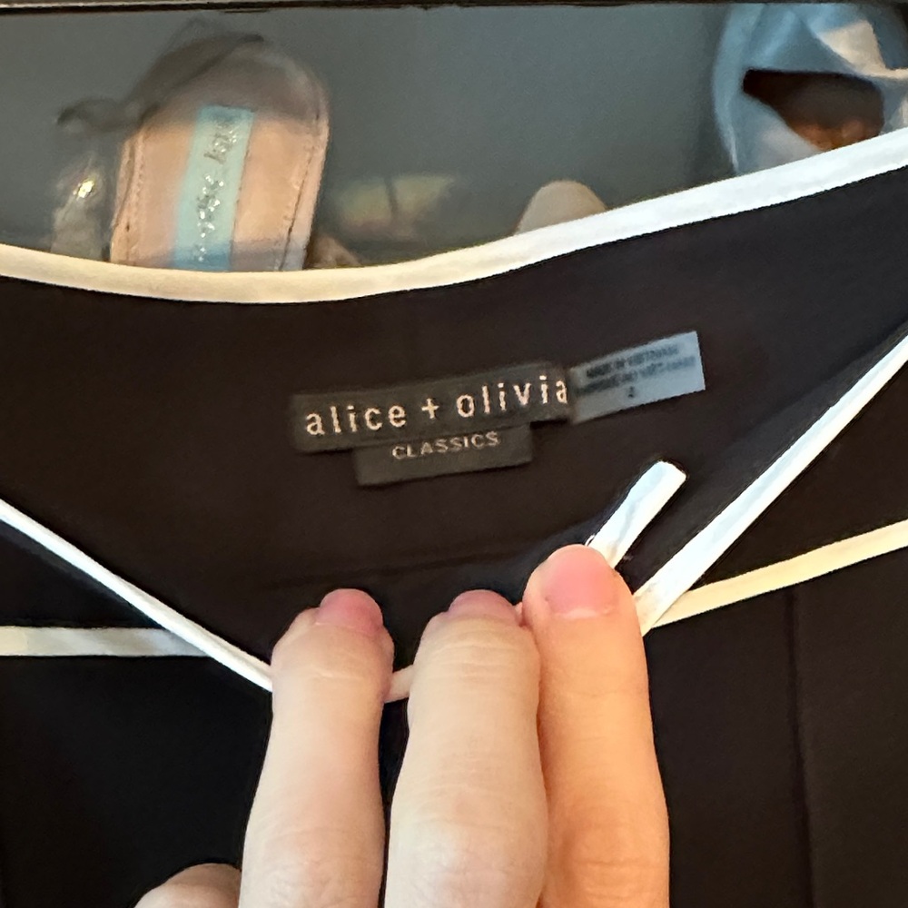 Alice + Olivia Black Pantsuit with White Piping - Picture 5 of 7